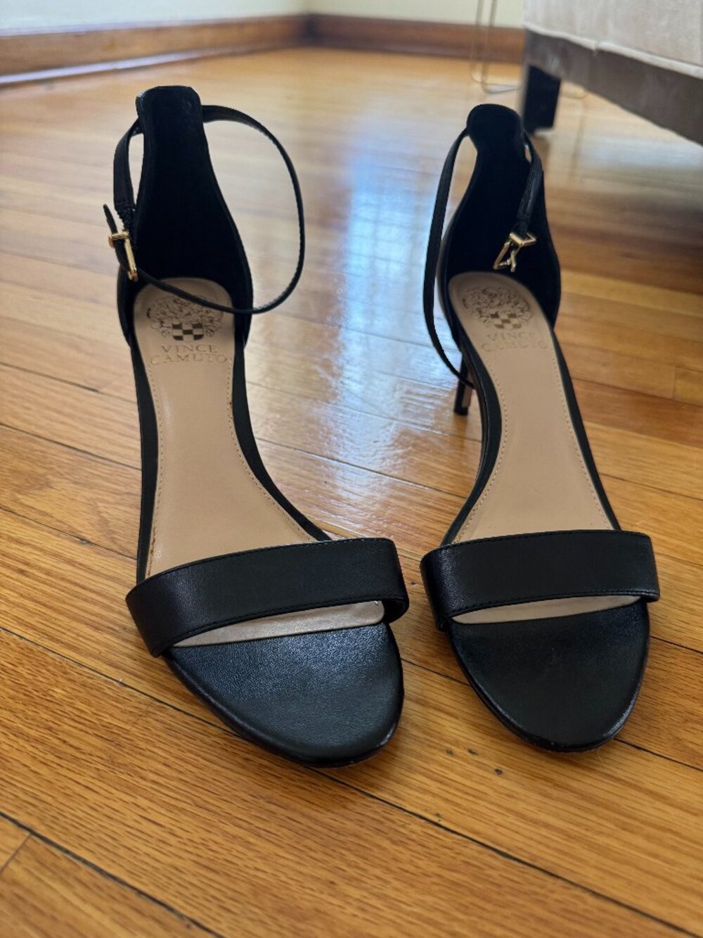 Vince Camuto Black Leather Ankle Strap Heels Size 8